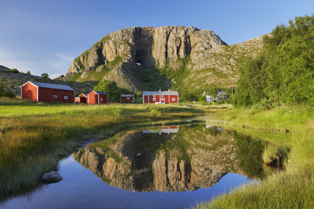 000037_Baard Loeken_www.nordnorge.com_Broennoey