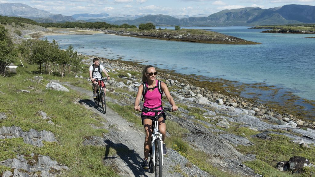 Sykkelturer i nærmiljøet rundt Brønnøysund, Klubben