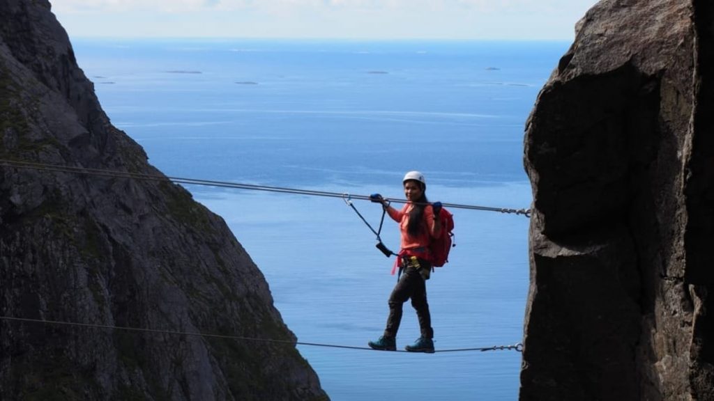 Ravnfloget Via Ferrata med luftig steg