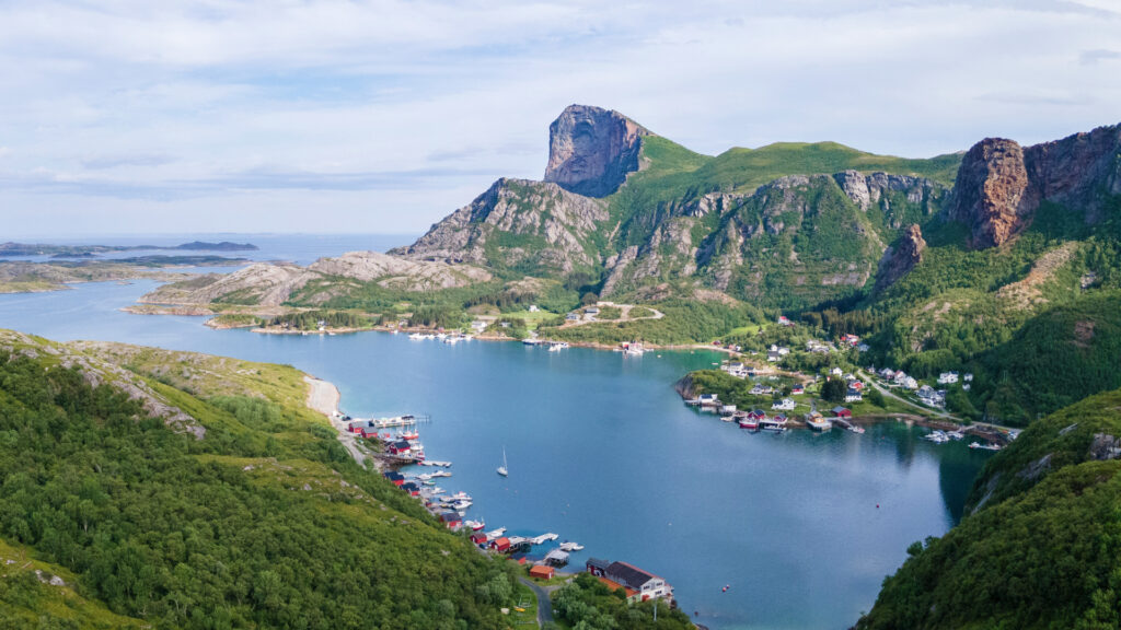 The island Rødøy seen from the air