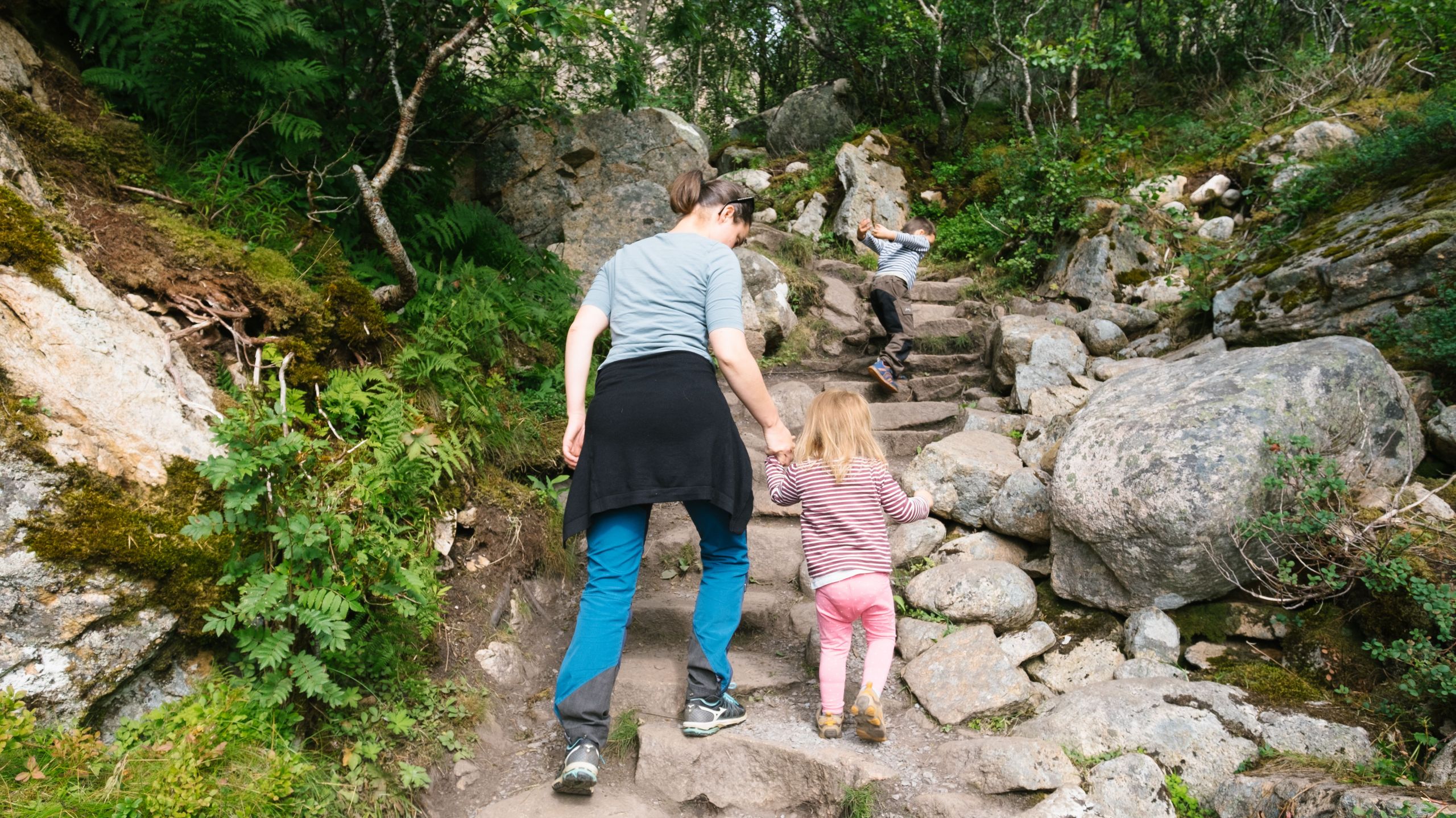 Familietur til Torghatten