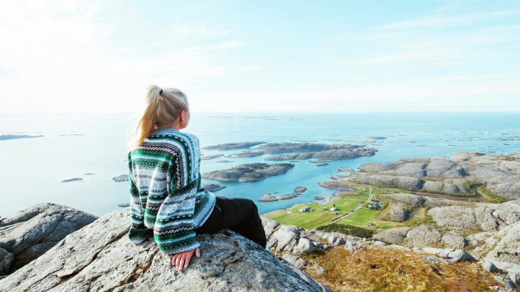 Utsikt fra Ravnfloget på toppen av Vegatrappa