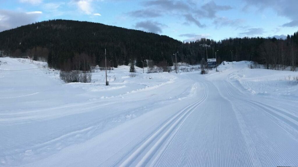 Oppkjørte løyper i Klokkaråsen skianlegg