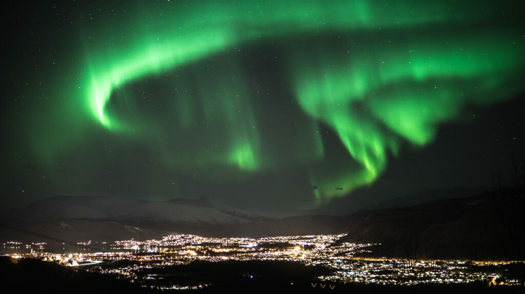 Northern lights over Mo i Rana