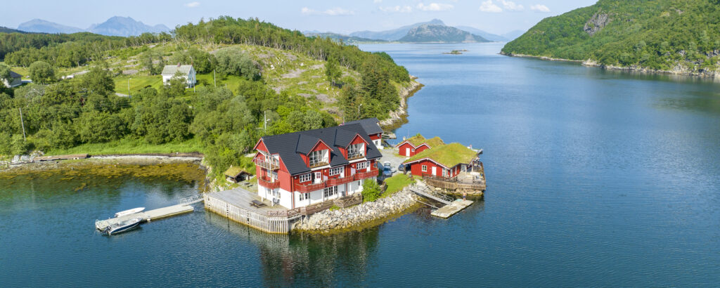 The houses of Brygga på Dønna seen from above
